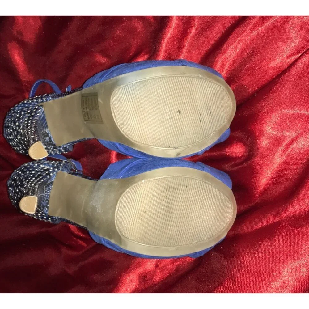 Shoe Dazzle blue suede